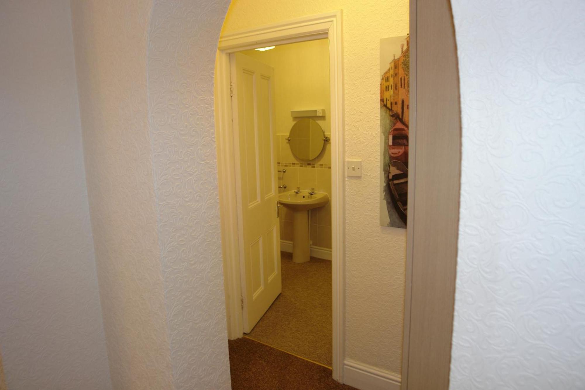 Cedar Lodge Llandudno Room photo